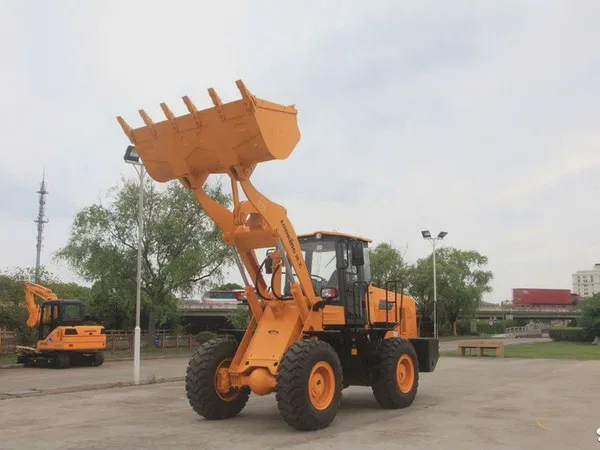 Фронтальный погрузчик Lonking CDM835E