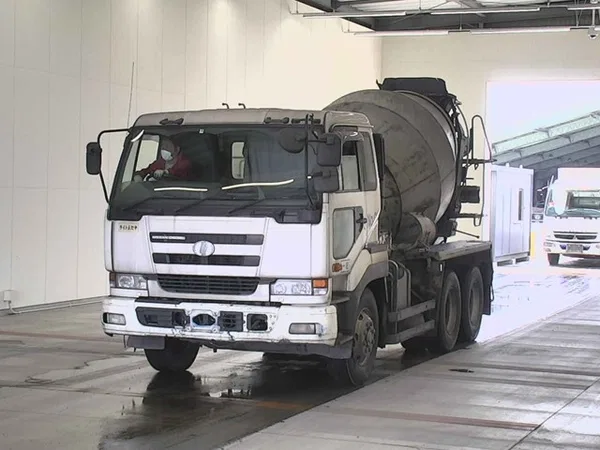 Автобетоносмеситель Nissan Diesel CW53A