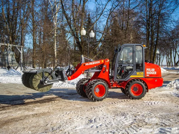 Мини-погрузчик Polar Badger WL50