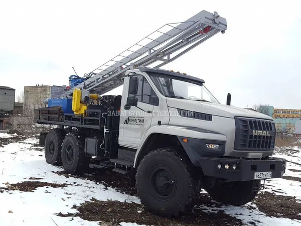 Мобильная буровая установка ОЗБТ им. В.В. Воровского УРБ-2А2