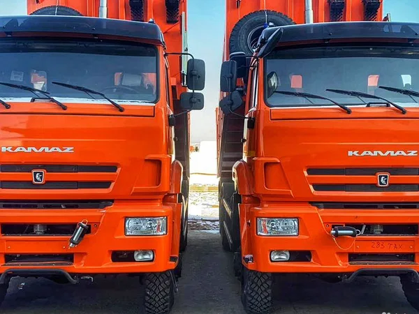 Самосвал КамАЗ 6522-6011-53
