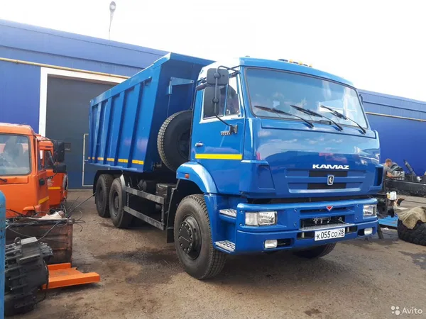 Самосвал КамАЗ 6520