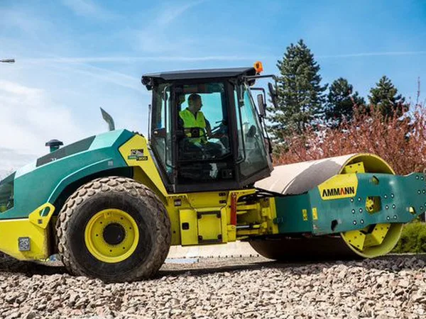 Грунтовый каток Ammann ARS 220D