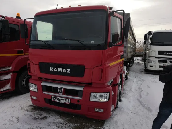 Седельный тягач Камаз 5490-S5