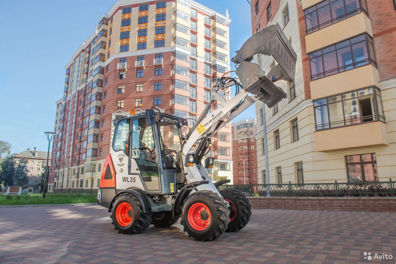 Мини-погрузчик Polar Badger WL35