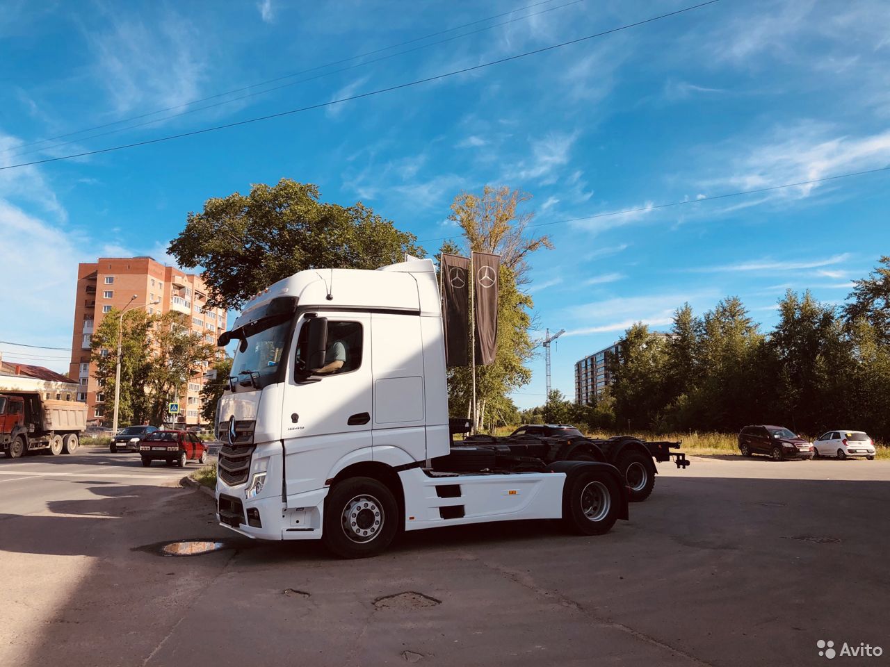Седельный тягач Mercedes-Benz Actros 1845 LS