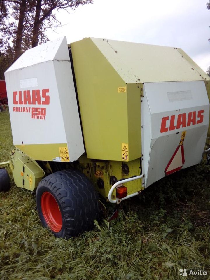Пресс-подборщик Claas Rollant 250
