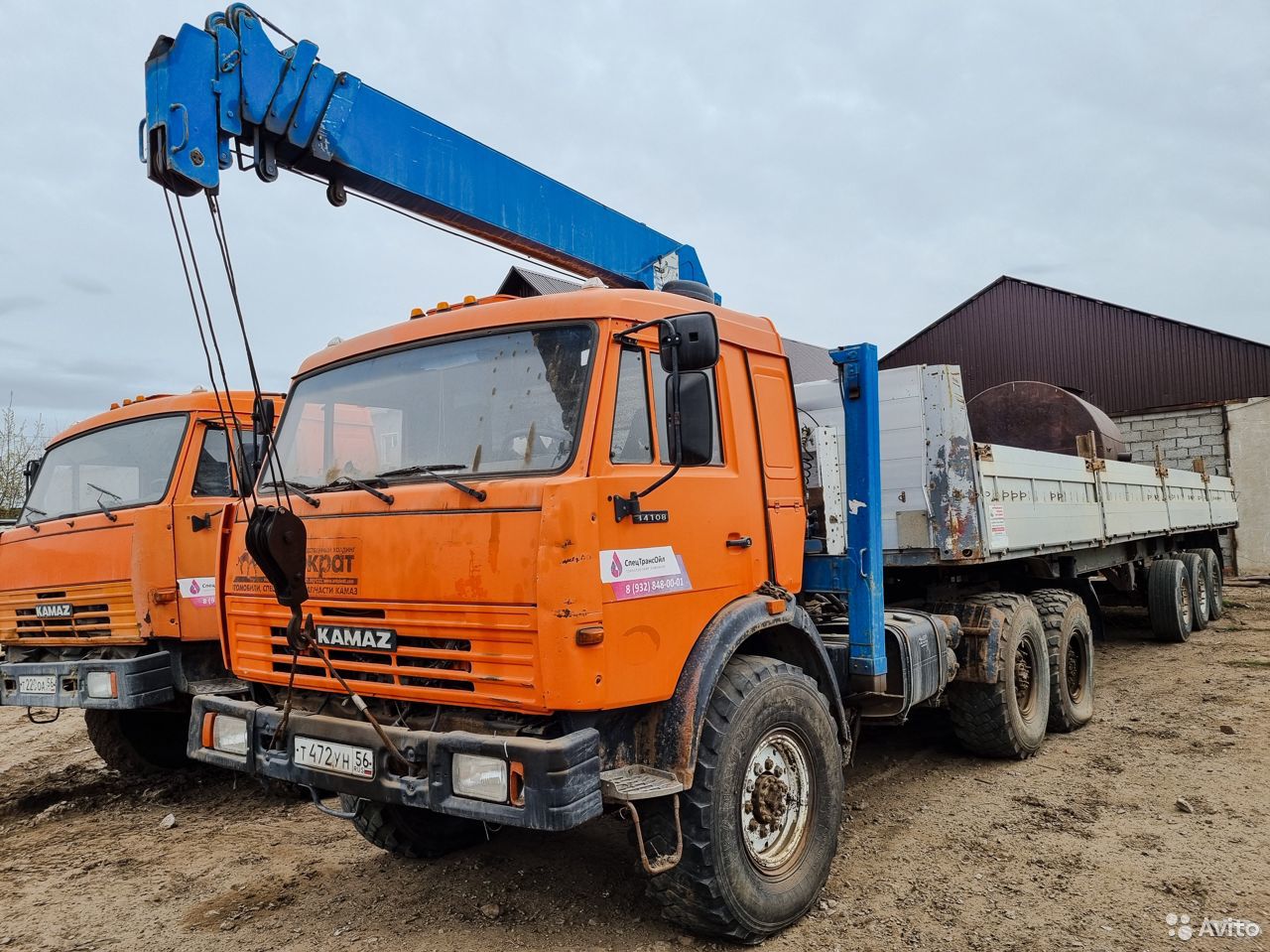 Седельный тягач Камаз 44108 с КМУ Tadano
