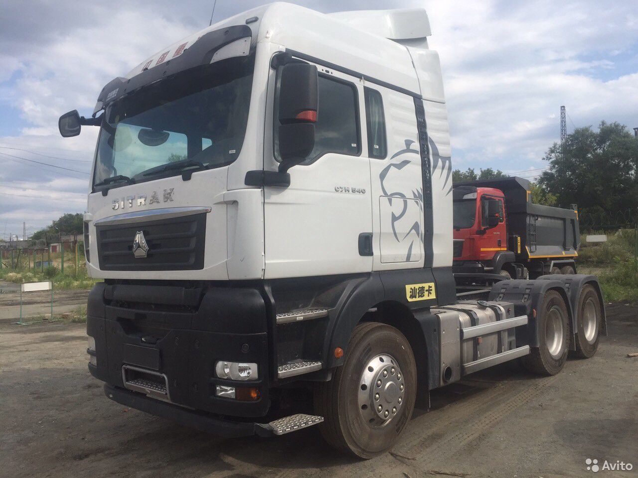 Седельный тягач MAN Sitrak ZZ4256V364HE1B