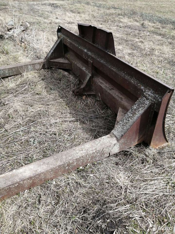 Отвал бульдозерный