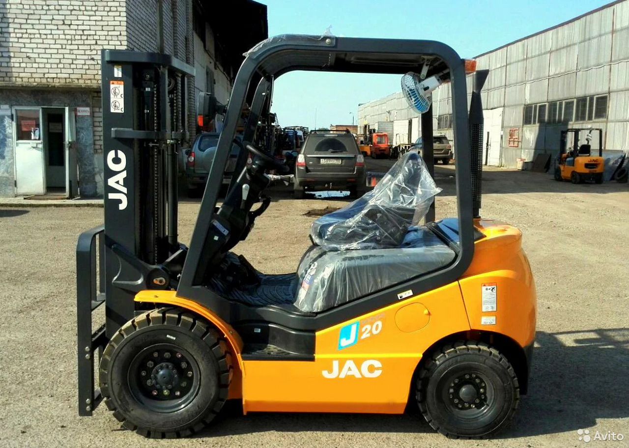 Вилочный погрузчик JAC CPCD20
