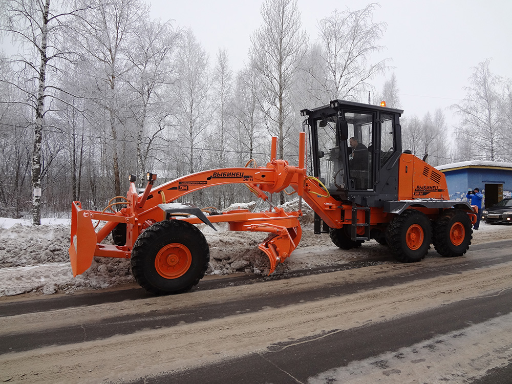 Автогрейдер Завод Дорожных машин DM-14.0 "Рыбинец"