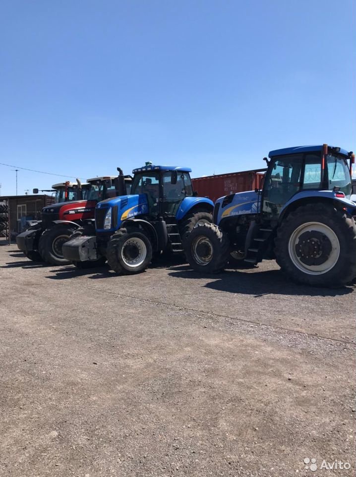 Трактор New Holland T8050