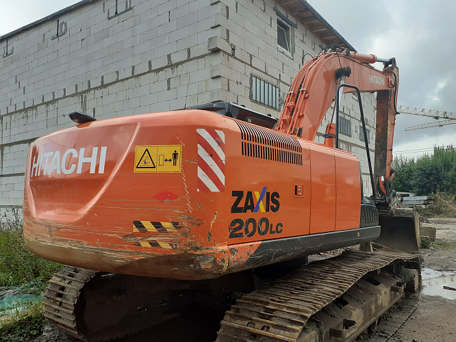 Гусеничный экскаватор Hitachi ZX200LC-5G
