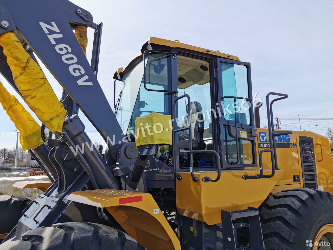 Фронтальный погрузчик XCMG ZL60GV