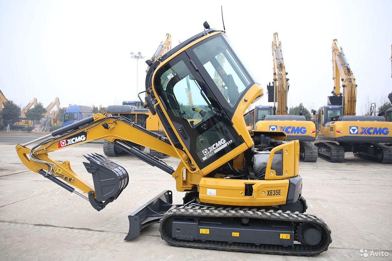 Мини-экскаватор XCMG XE35E