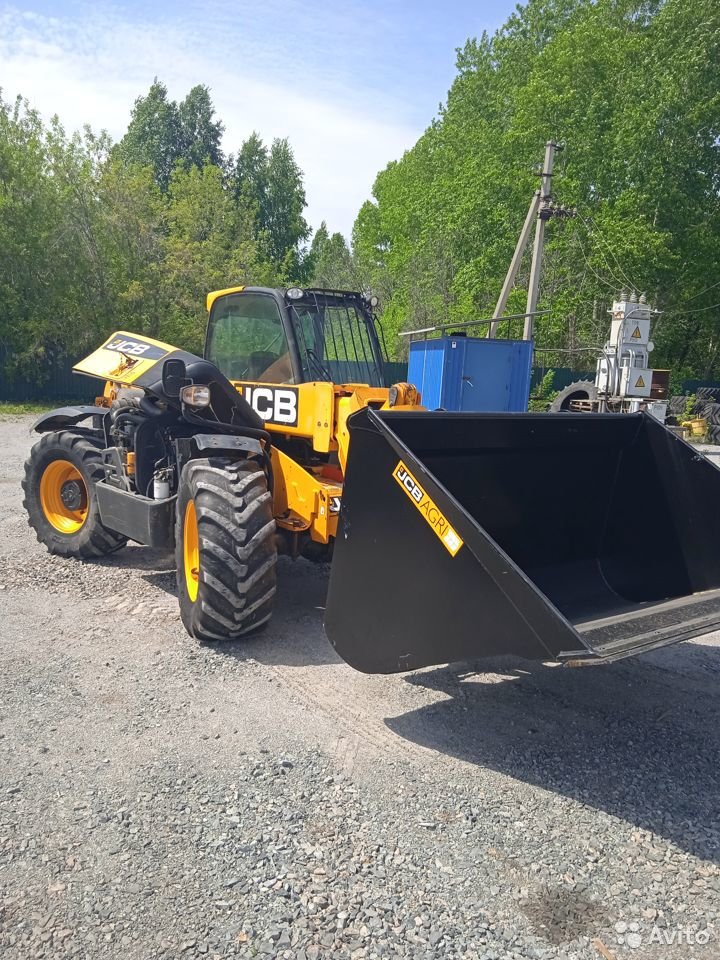 Телескопический погрузчик JCB 531-70 Agri
