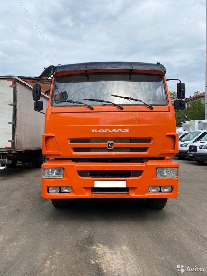 Самосвал КамАЗ 6520