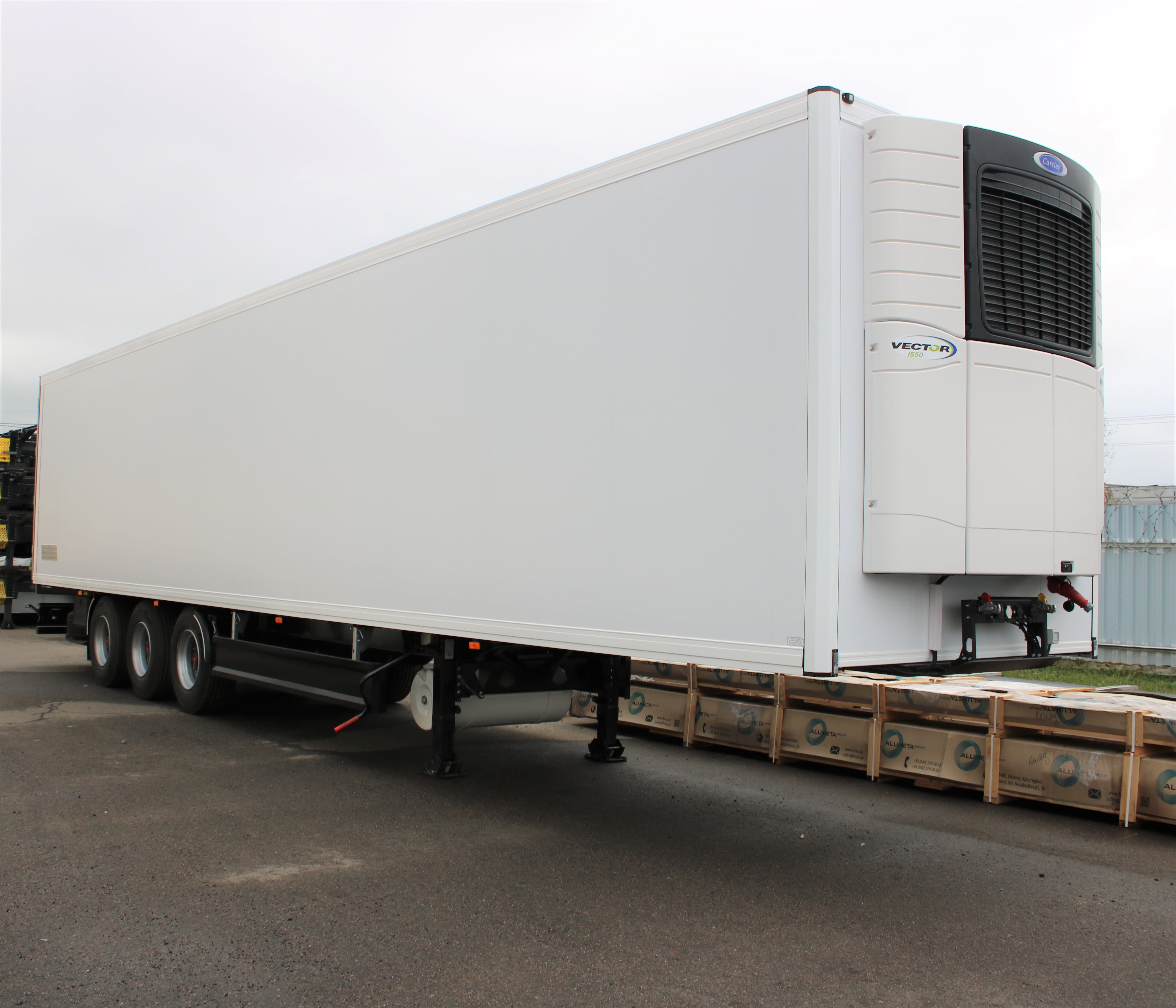 Полуприцеп рефрижератор МАНАК-АВТО 8794TC