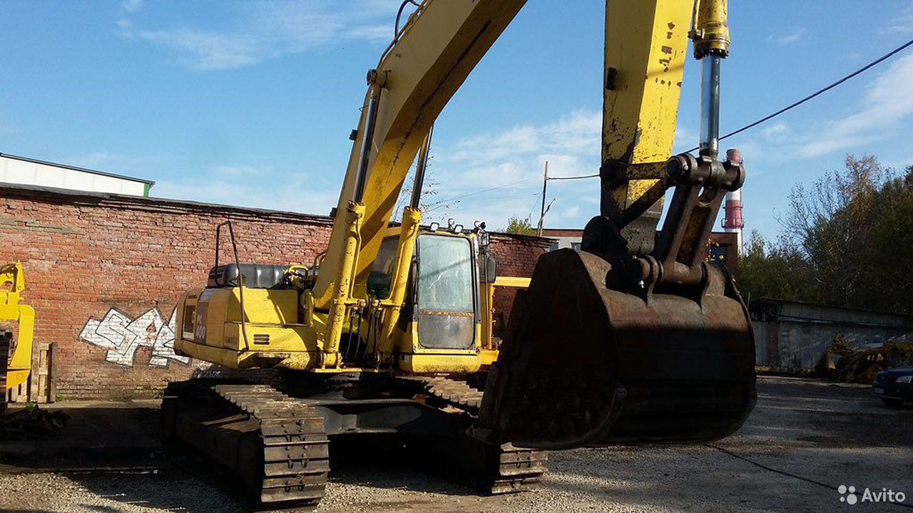 Гусеничный экскаватор Komatsu PC400