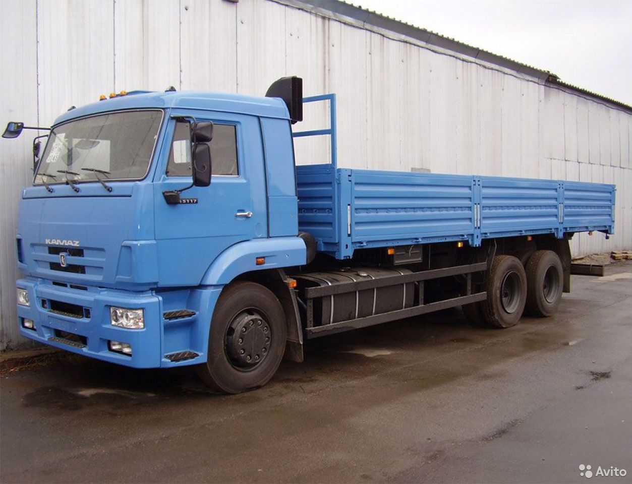Бортовой грузовик КамАЗ 65117-6010-48