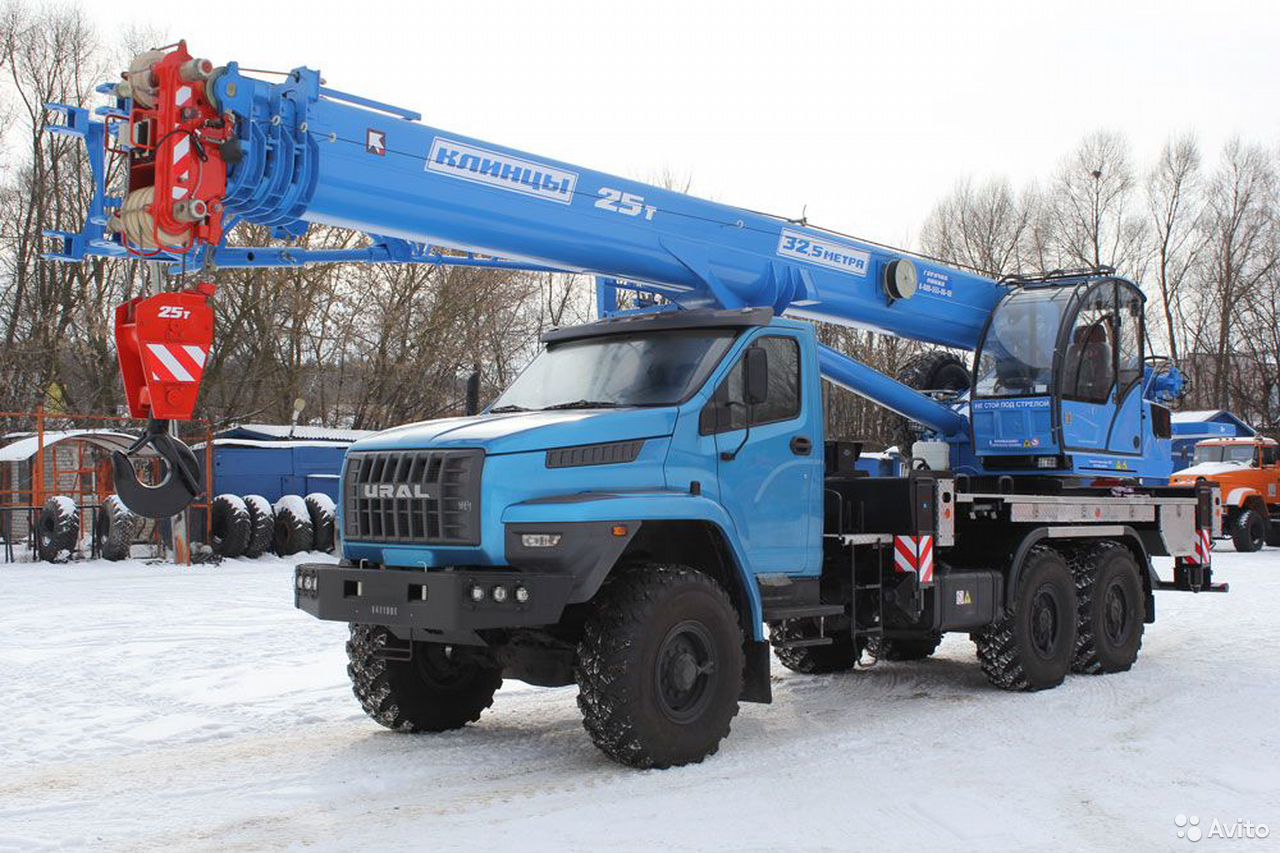 Автокран Клинцы КС-55713-3К-4В на шасси УРАЛ Next 4320