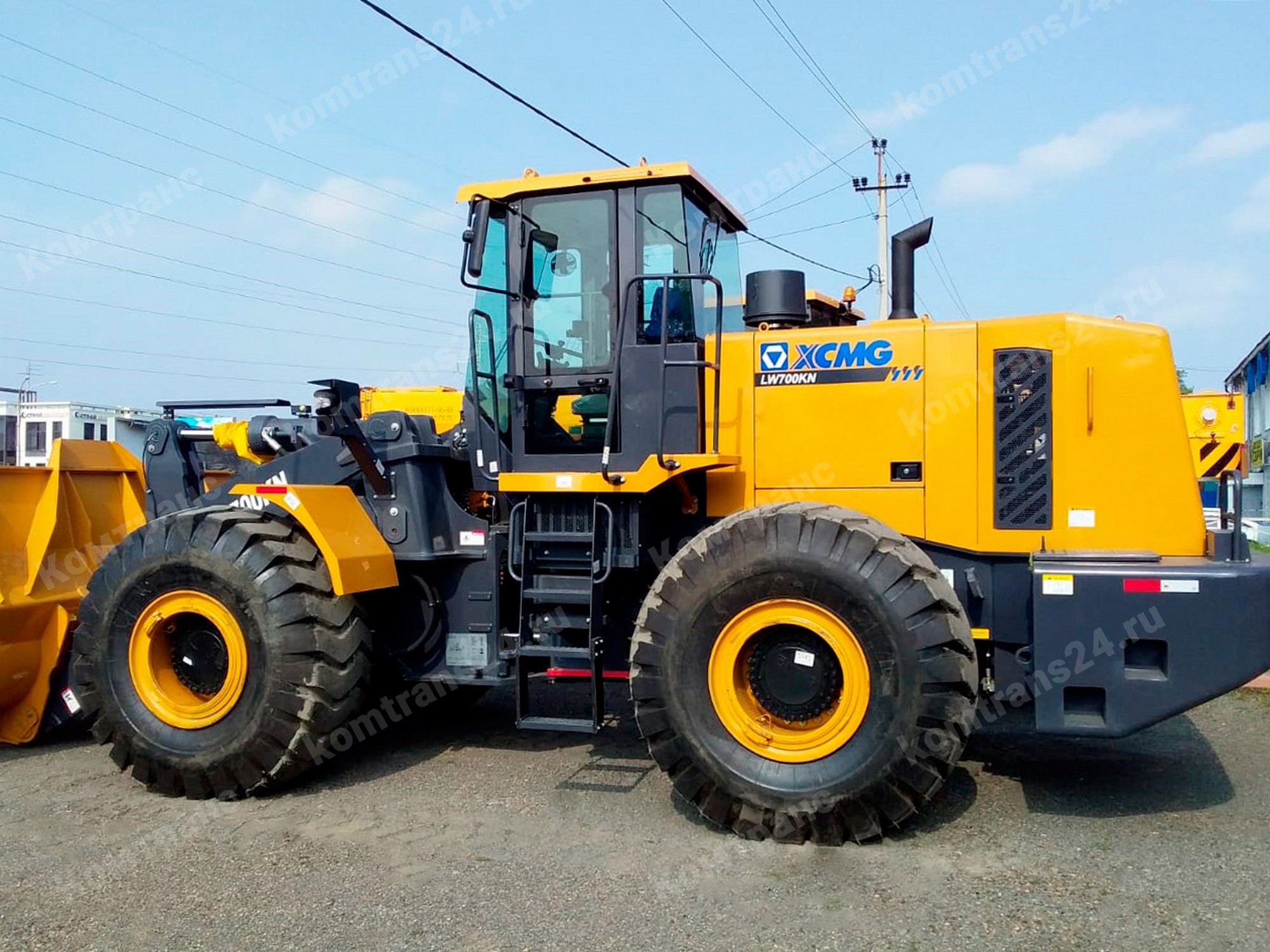 Фронтальный погрузчик XCMG LW700K