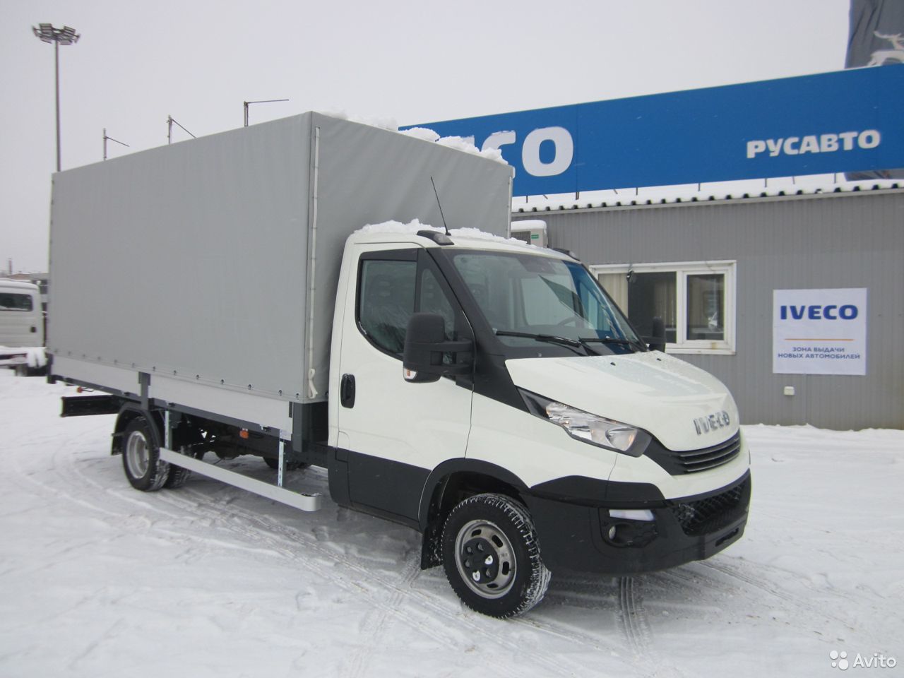 Тентованный автомобиль Iveco Daily 35С16