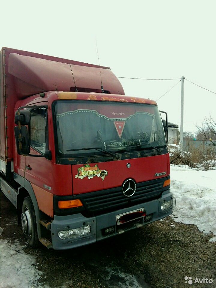 Тентованный грузовик Mercedes-Benz Atego 1218