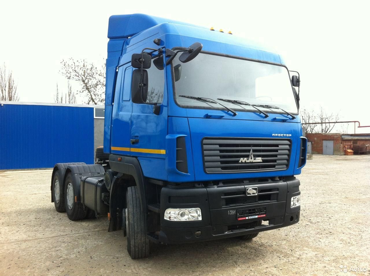 Седельный тягач МАЗ 643028-520-020