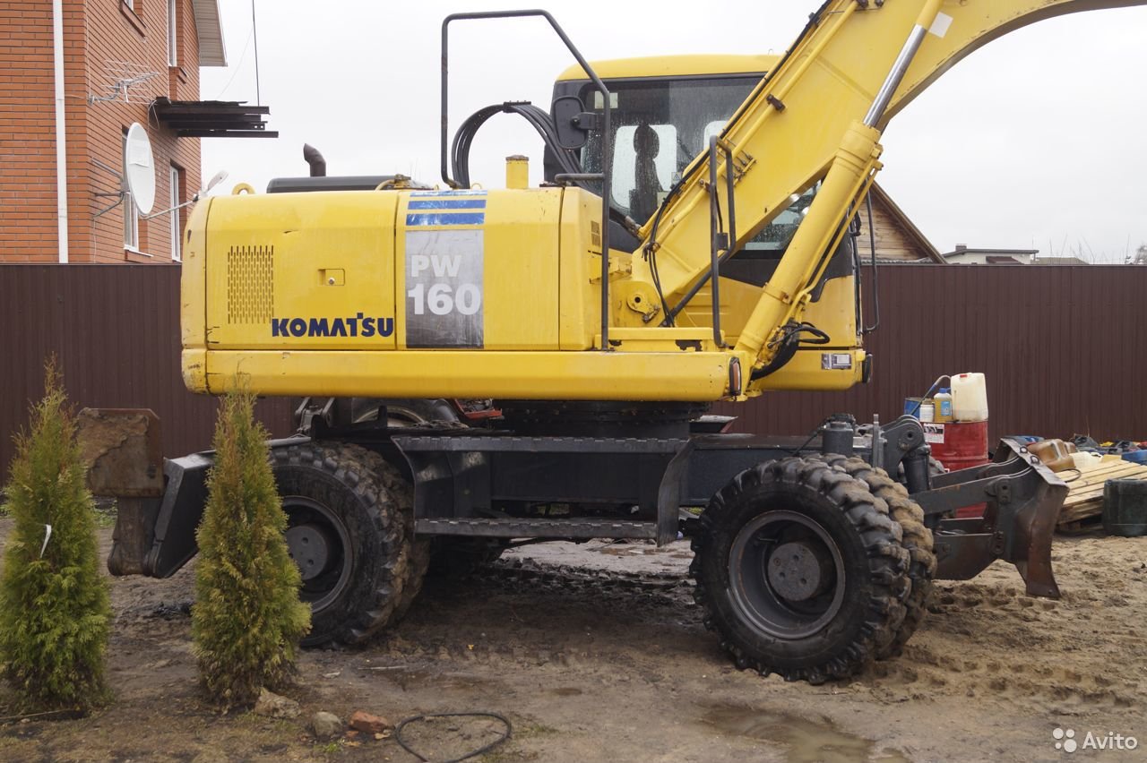 Колесный экскаватор Komatsu PW160