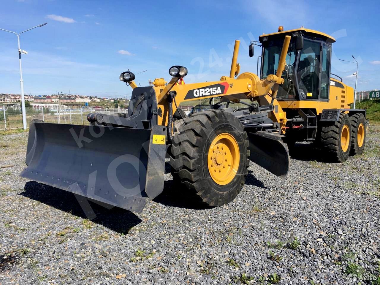 Автогрейдер XCMG GR215A