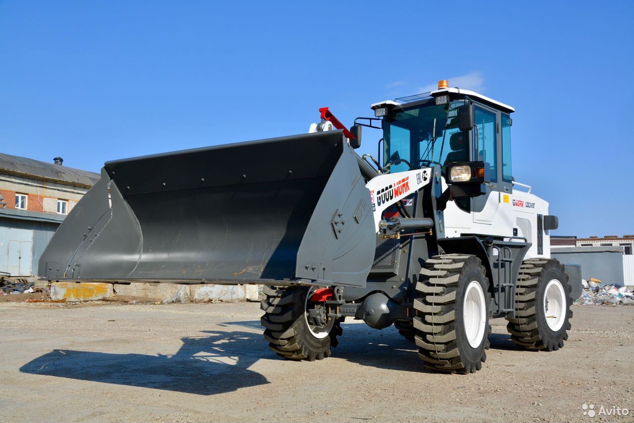 Фронтальный погрузчик GoodWork LX260F