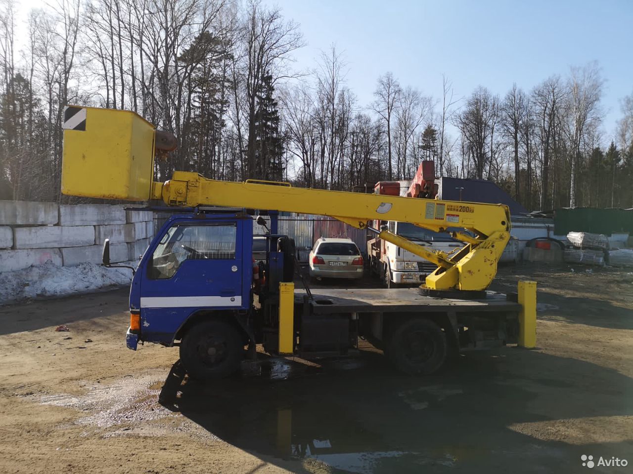 Автовышка Aichi 16м