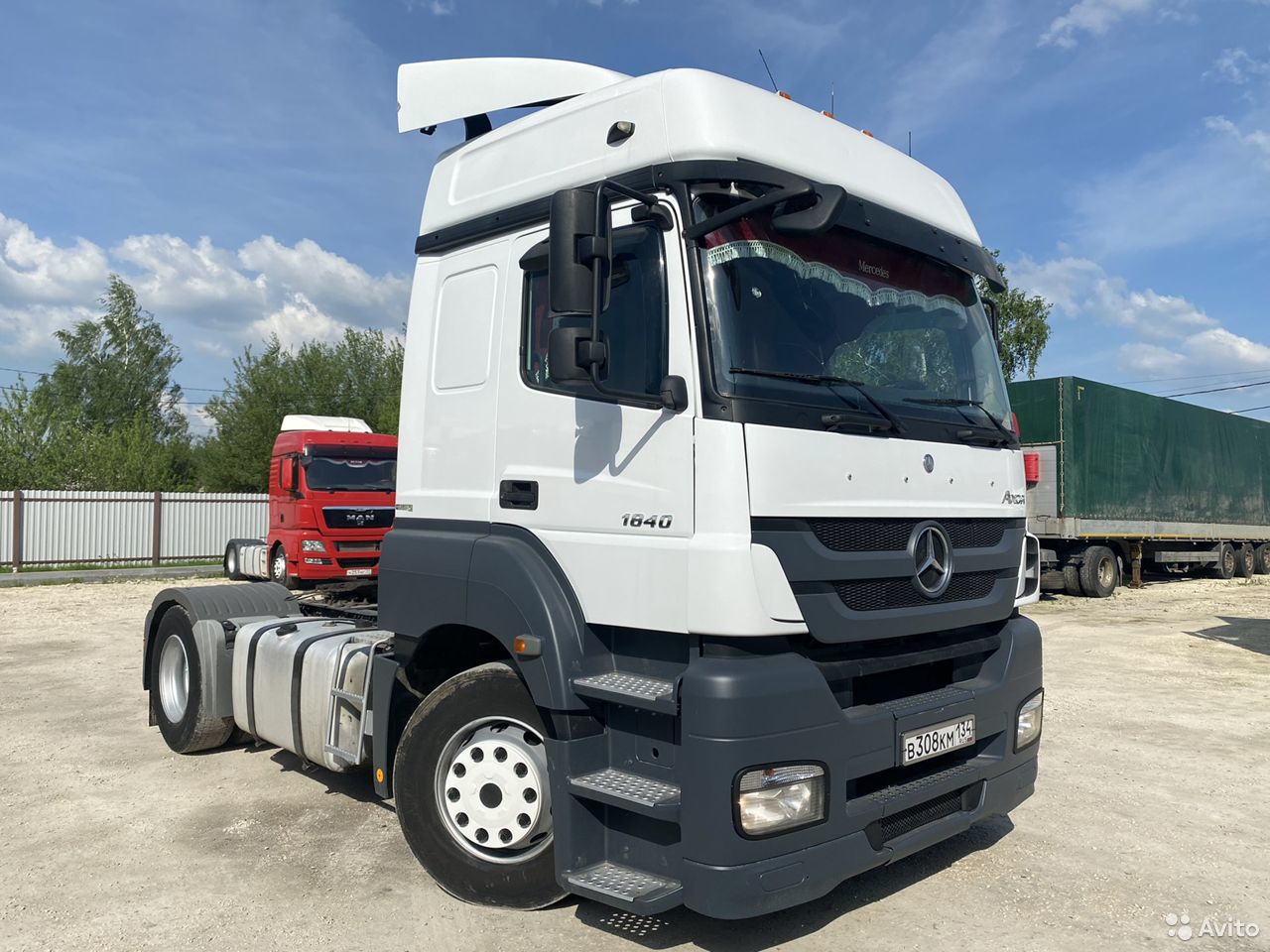 Седельный тягач Mercedes-Benz axor 1840
