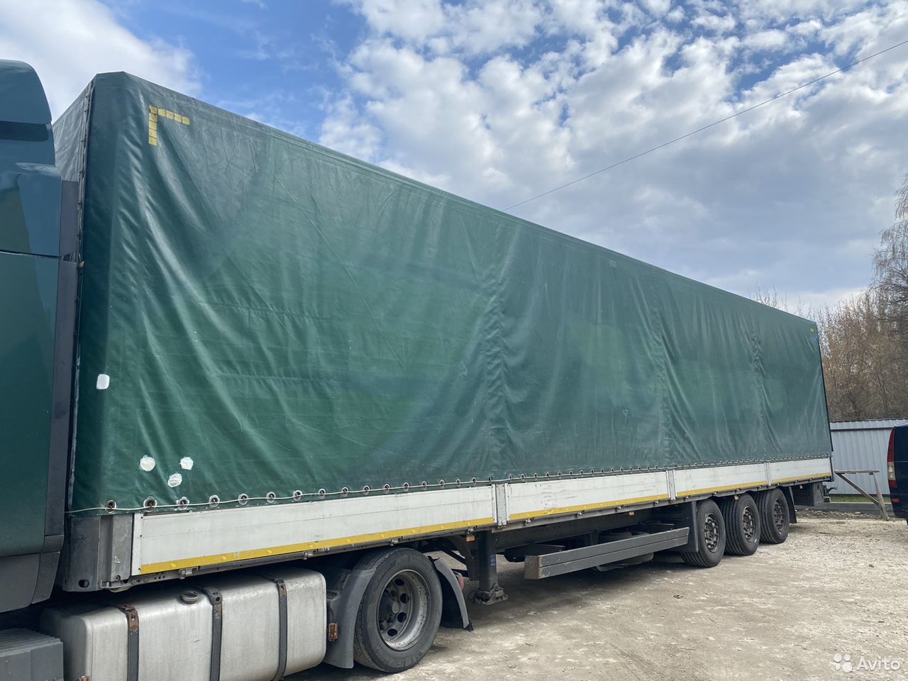 Тентованный полуприцеп Schmitz Cargobull Мега