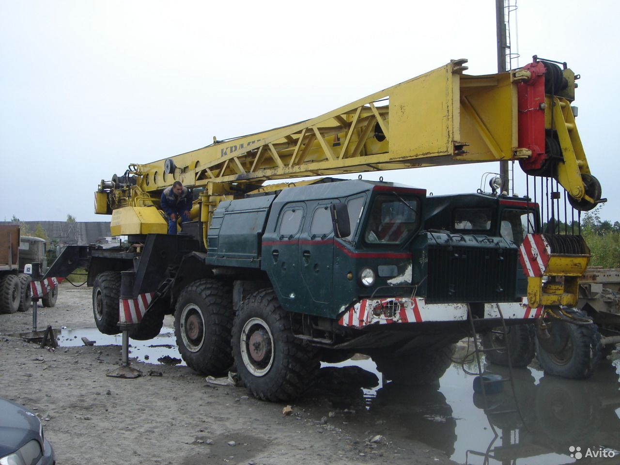 Автокран КРАЯН КС-6571А на шасси МЗКТ (VOLAT)