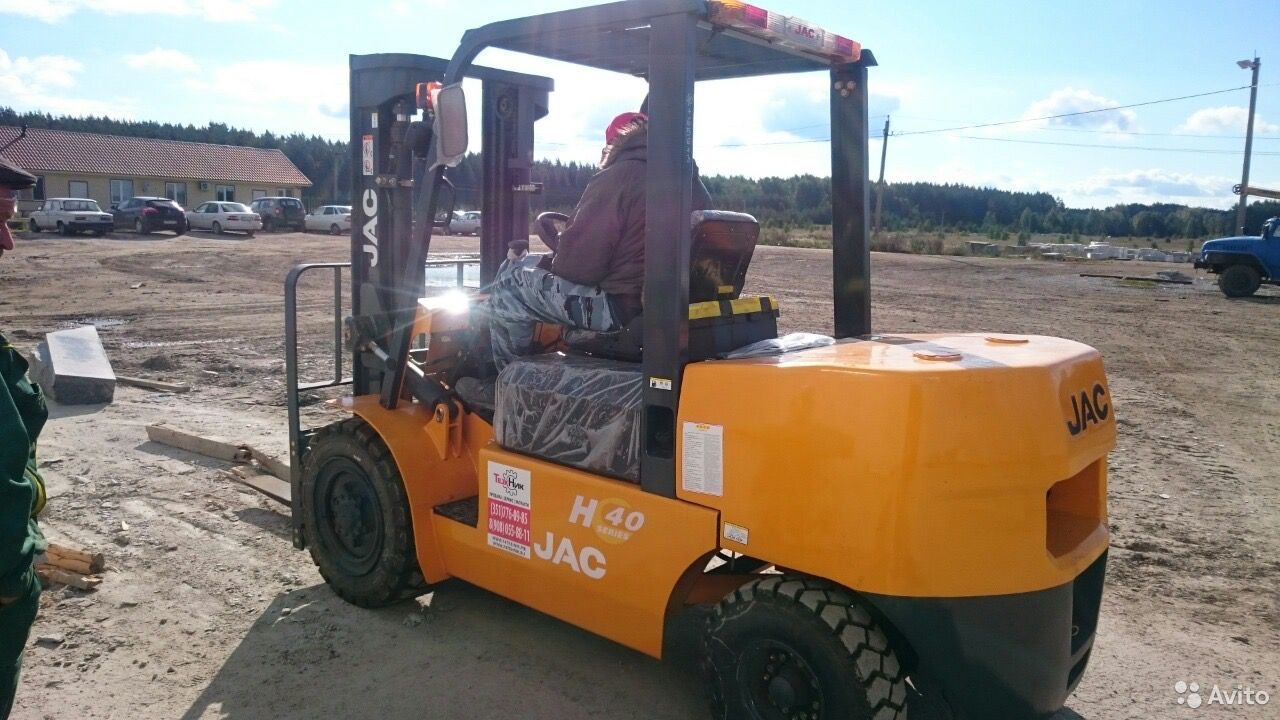Вилочный погрузчик JAC CPCD40
