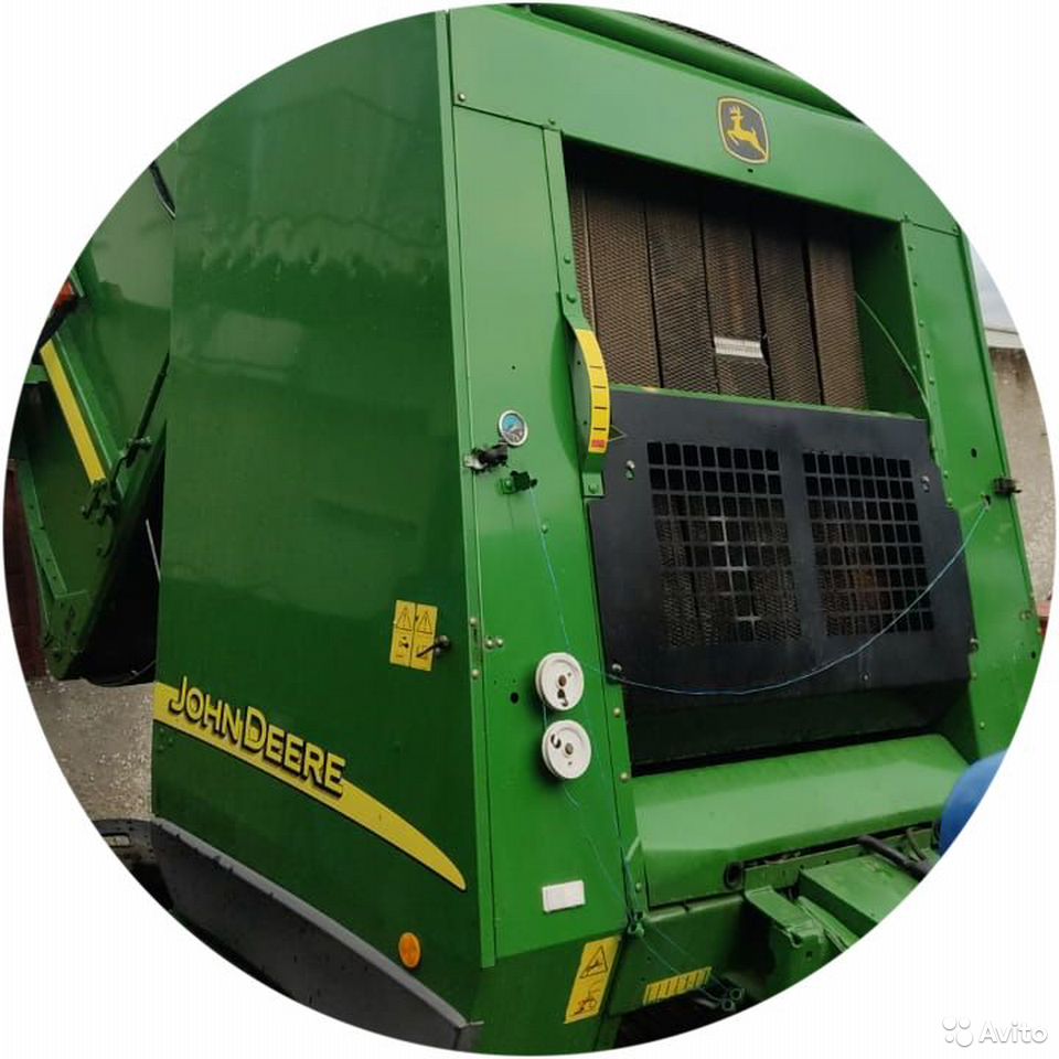Пресс-подборщик John Deere 592