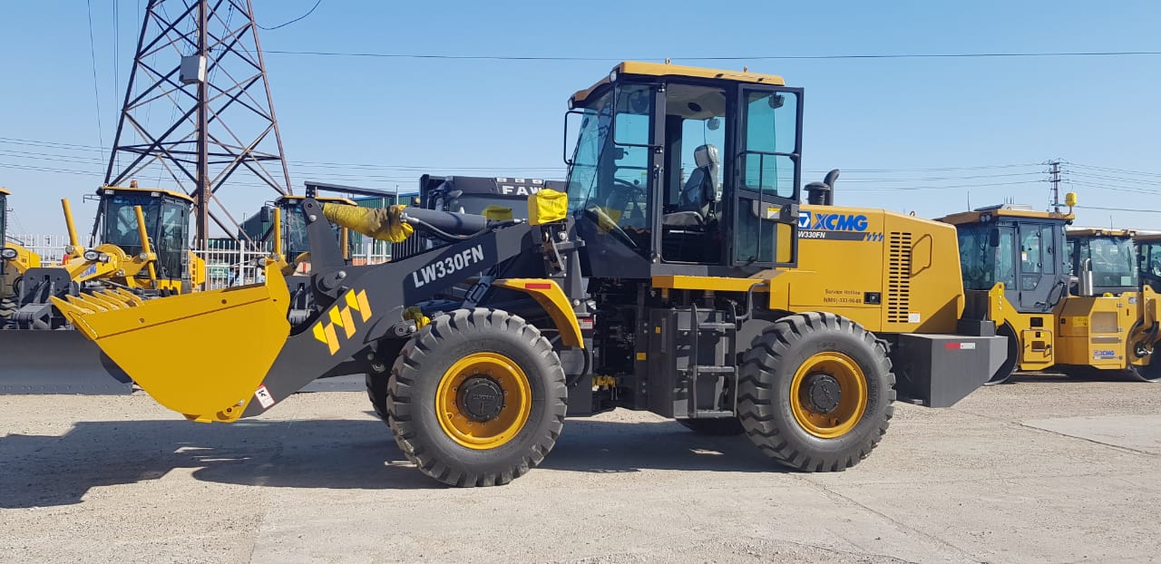 Фронтальный погрузчик XCMG LW330FN