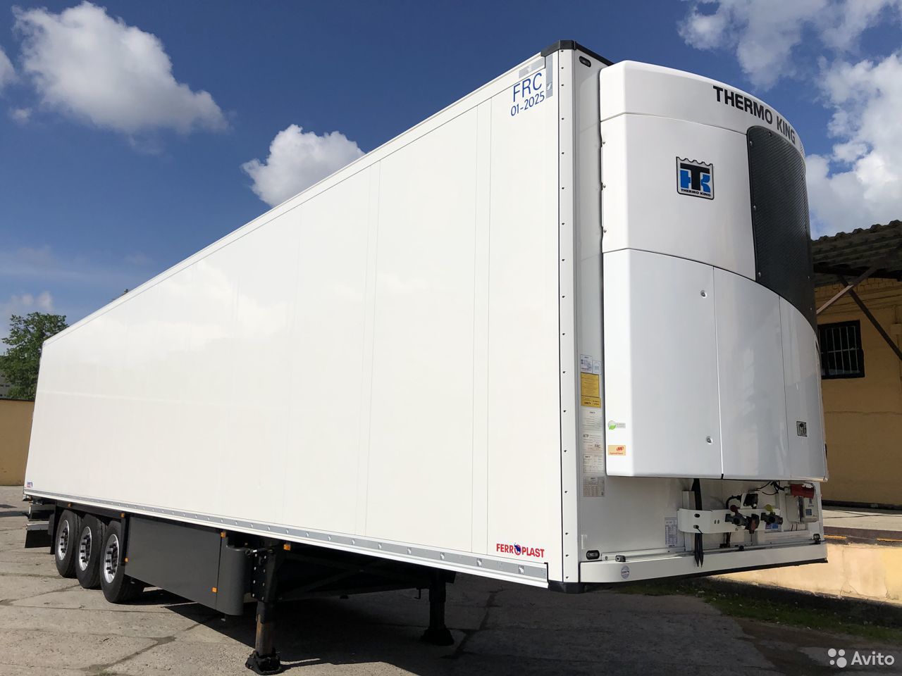 Полуприцеп рефрижератор Schmitz Cargobull SKO