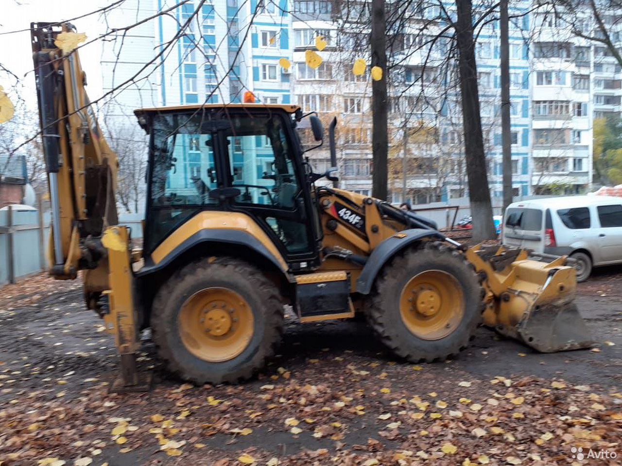 Экскаватор-погрузчик Caterpillar 434F2