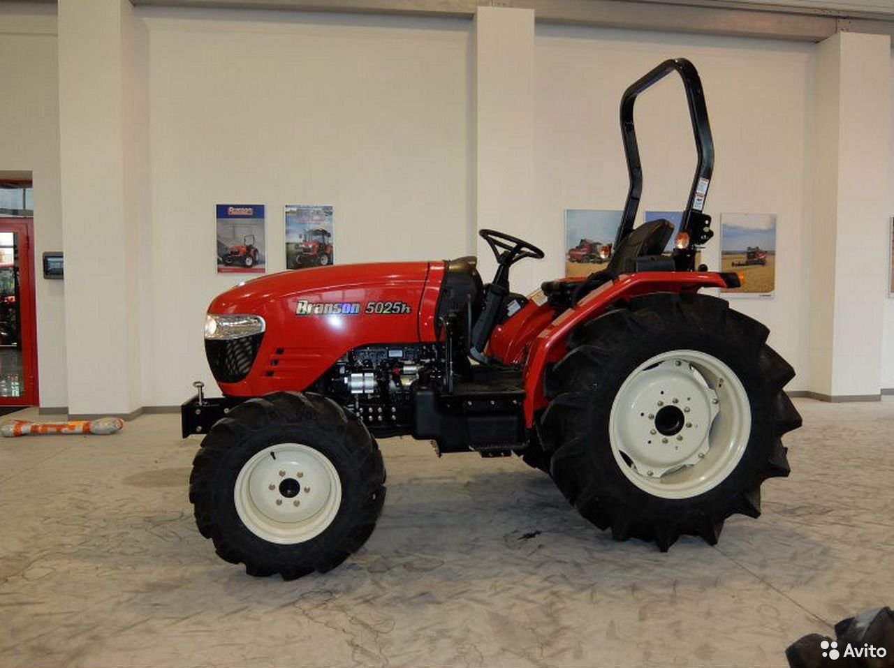 Мини-трактор Branson 5025H