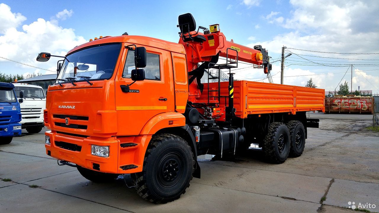 Бортовой грузовик с КМУ КамАЗ 43118 с КМУ Palfinger Инман 150