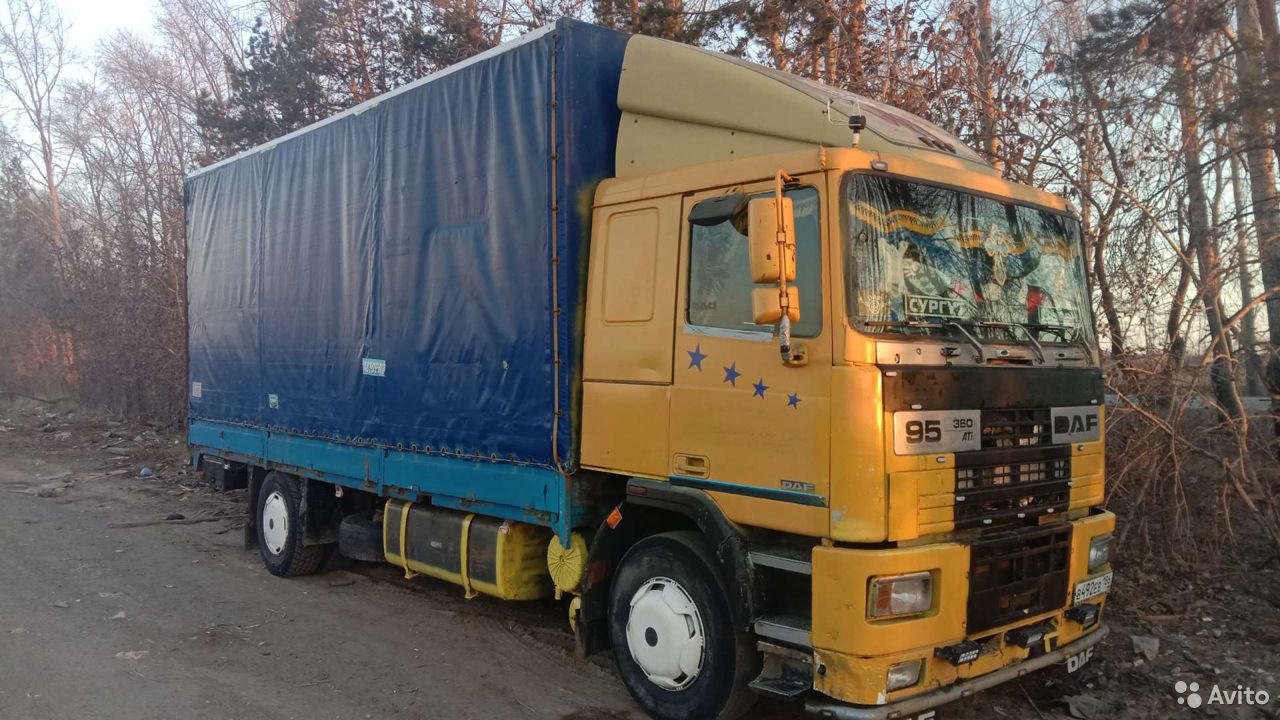 Тентованный грузовик DAF 95