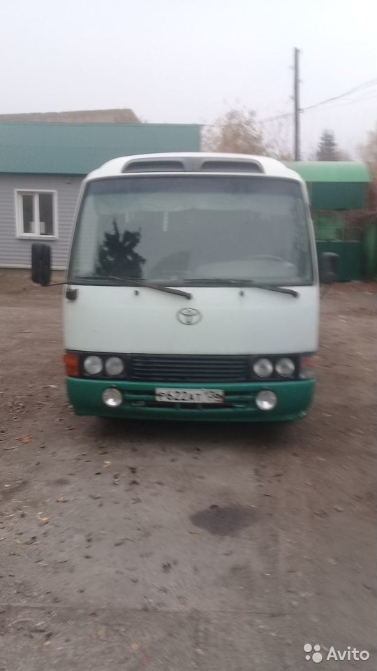 Автобус Toyota Coaster