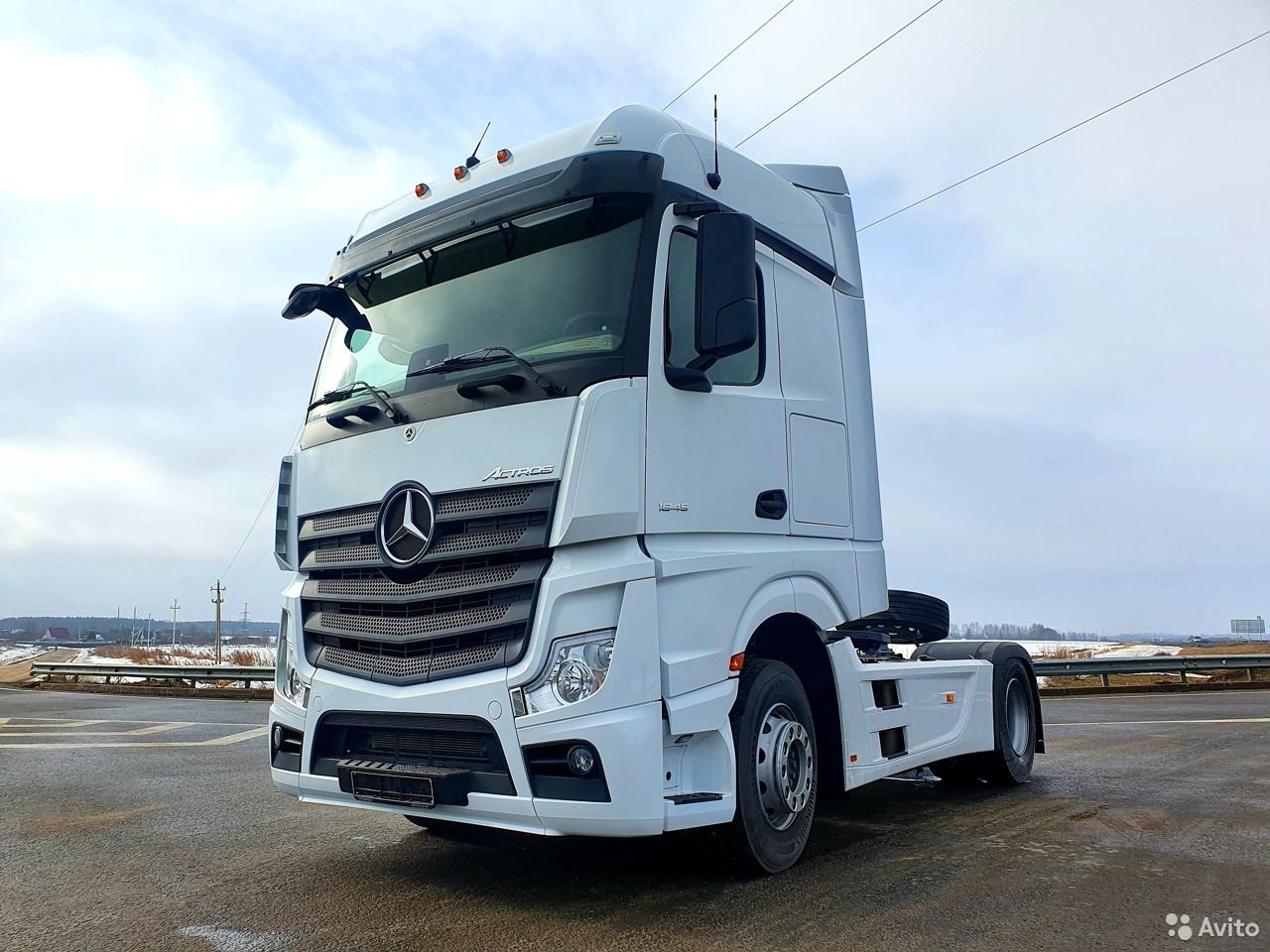 Седельный тягач Mercedes-Benz Actros 5 1845 LS