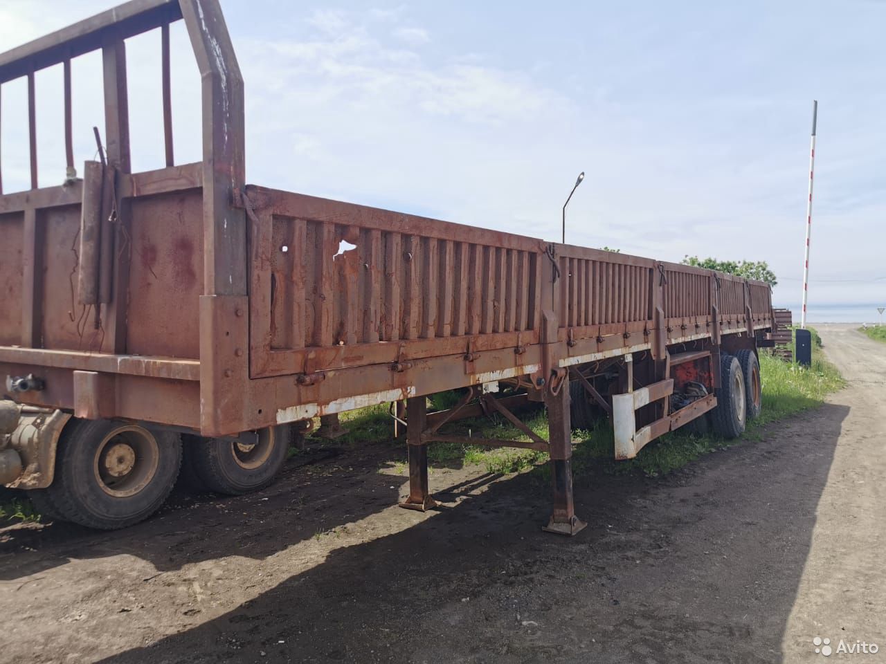 Бортовой полуприцеп RJST Ruijiang WL 9370