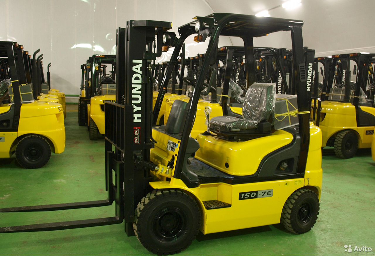 Вилочный погрузчик Hyundai 15D-7E