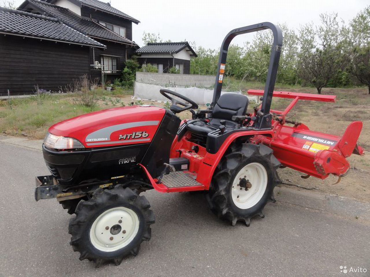 Мини-трактор Mitsubishi MT156